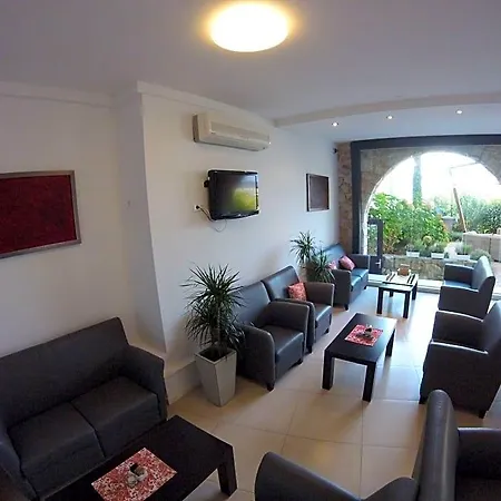 Otel Vista 3*