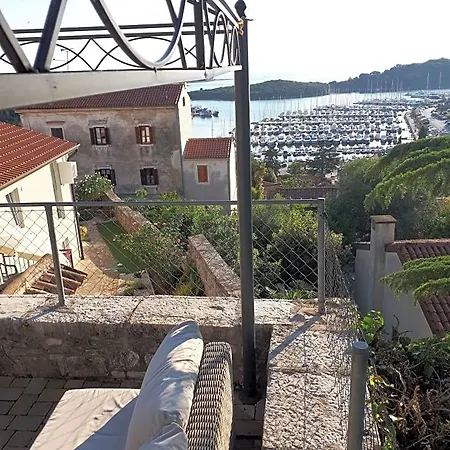 Vista فندق 3*